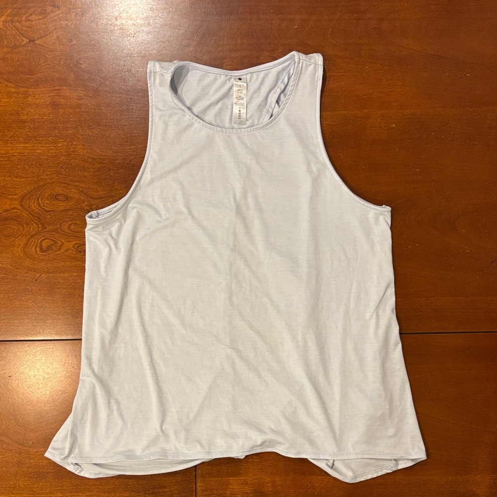 Yogalicious Light Blue Gray Top with Open Back & Knot.  EUC